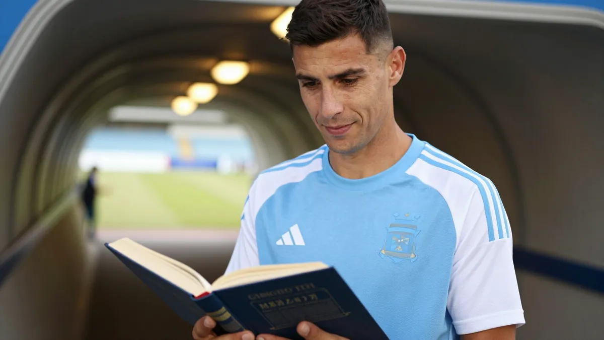 Panichelli: 'I Would Love to Be a History Teacher'
