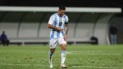 El delantero de la selección argentina sufrió una distensión en el muslo izquierdo que podría alejarlo de las canchas...