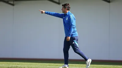 The AFA plans to finalise Lionel Scaloni's contract renewal before year's end, securing his continuity through the Copa...